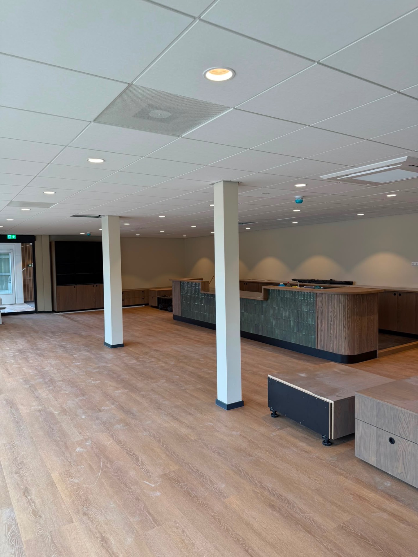 PVC Planken Kantine & Bar — PVC vloer in Schiedam
